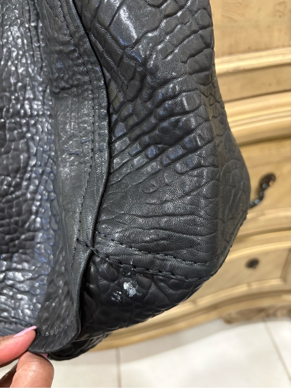 Jimmy Choo Black Pebbled Leather Handbag Detail - Picture 3 of 7
